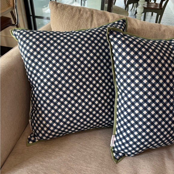 Pottery Barn Navy Gingham Throw Pillows with Green Trim – Set of 2 (18x18) - Picture 4 of 10